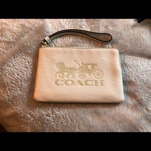 Coach small wristlet with horse and carriage